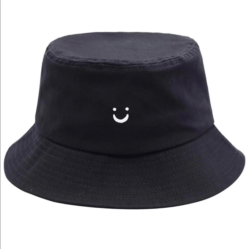 Black smile bucket hat outdoor hat